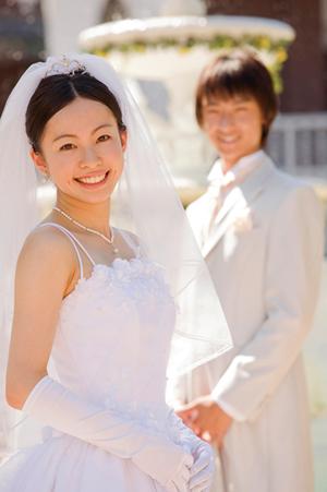 ハワイウェディングは魅力的福岡の企業